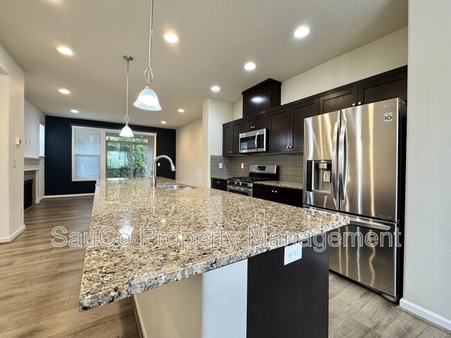 Building Photo - 13558 SW Beach Plum Terrace