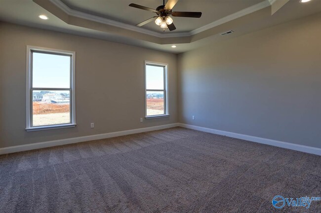 Building Photo - 12872 Juniors Dr