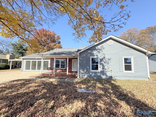 Building Photo - 158 Lewis Ln