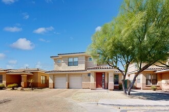 Building Photo - 2141 N 135th Dr