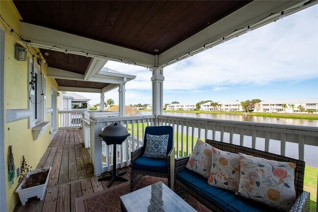 Building Photo - 237 Sea Horse Dr SE