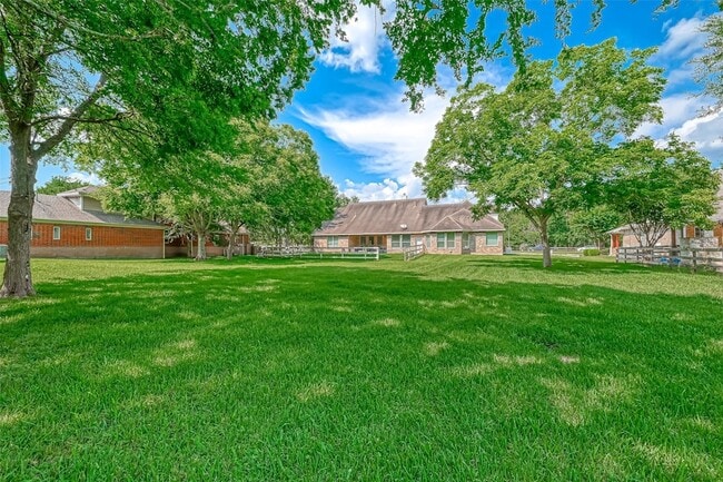 Building Photo - 32515 Westminster Dr