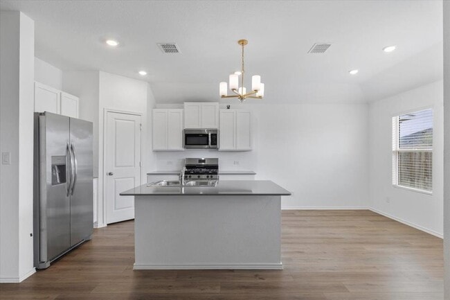 Building Photo - 135 Agua Azul Bnd