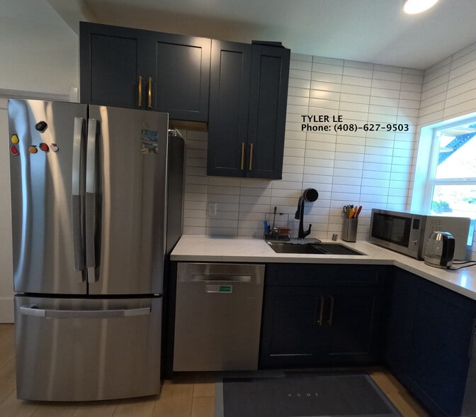 Building Photo - 6125 Fremont St