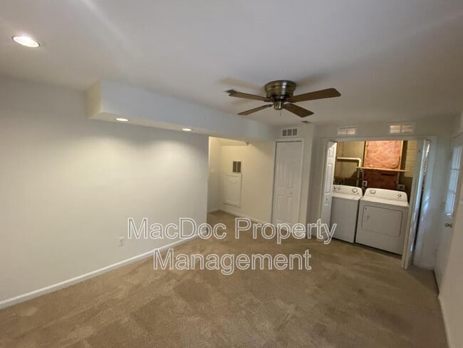 Building Photo - 4204 Apgar Ct