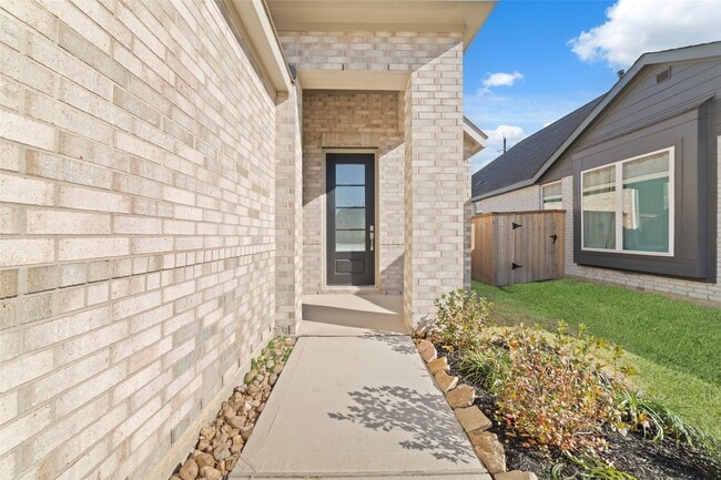 Building Photo - 6610 Sunset Velvet Dr