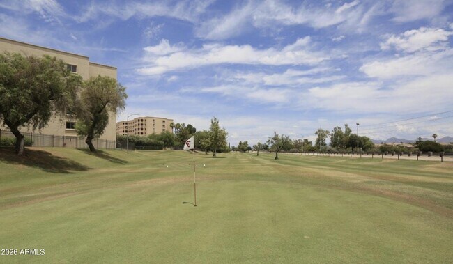 Building Photo - 7950 E Camelback Rd