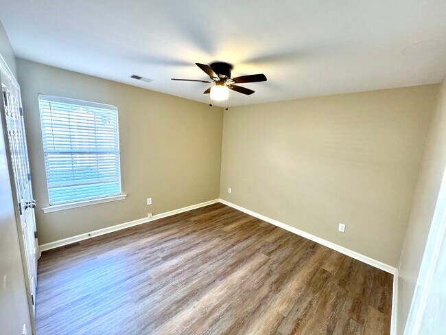 2nd Bedroom - 2040 Willow Glenn Dr