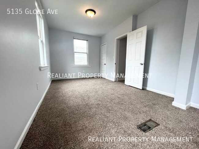 Building Photo - 5135 Globe Ave