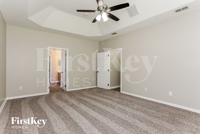 Building Photo - 2516 Cedar Trace Dr W