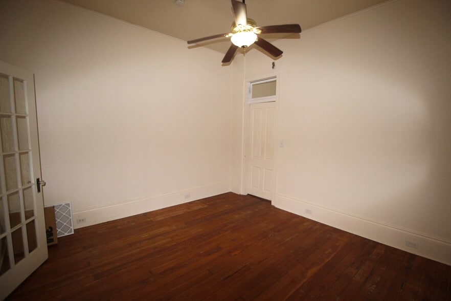 Building Photo - 7620 Freret St