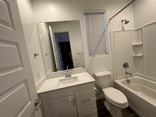 Building Photo - 25704 S 231st St