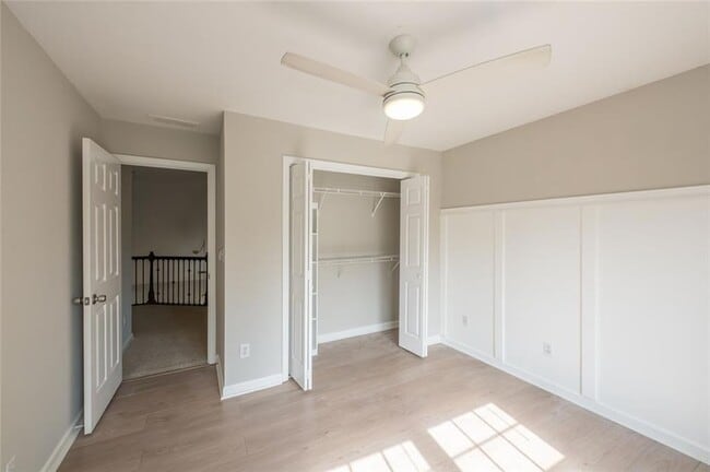 Building Photo - 1512 Fallen Leaf Ct SW