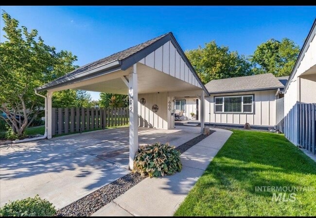 Building Photo - Abbey Cir