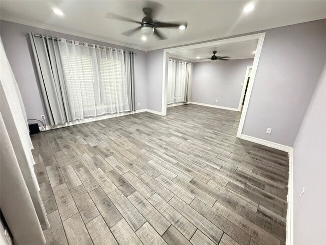 Building Photo - 5231 Leeland St