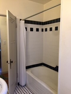 Building Photo - 4646 51st St