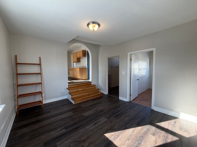 Building Photo - 1865 Fisher St