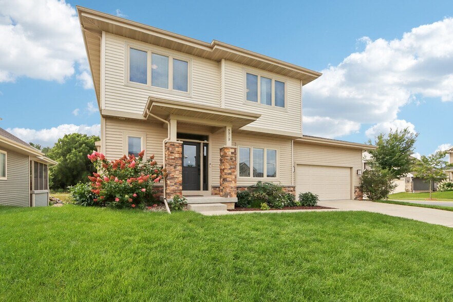 Building Photo - 9919 Bronze Leaf Ln