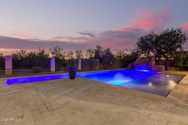 Building Photo - 20475 E Palomino Dr
