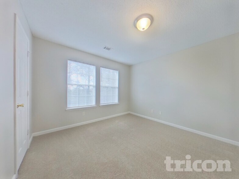 Building Photo - 2241 Tuley Dr