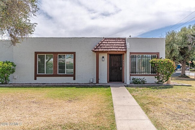 Building Photo - 4662 W Krall St