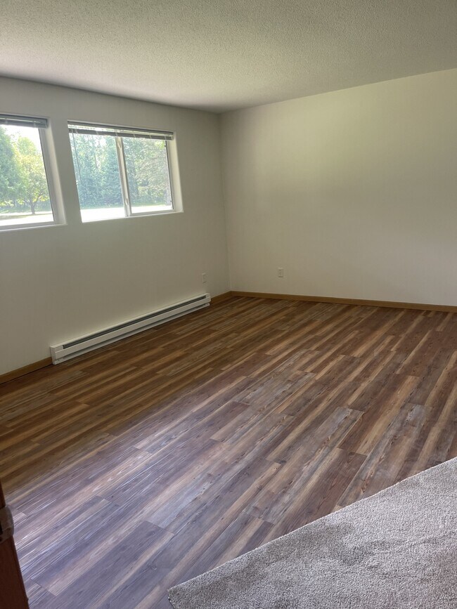 Building Photo - 4448 Gull Lake Dam Rd