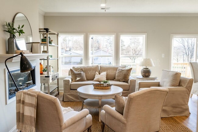 Building Photo - 6614 Johnbo Way