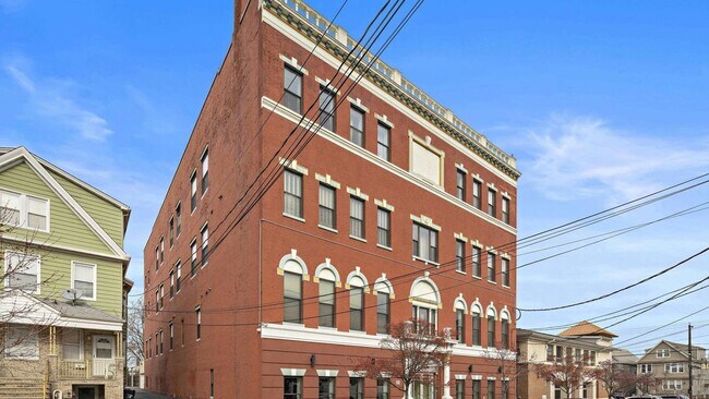 Building Photo - 59-63 WEST 30TH ST-