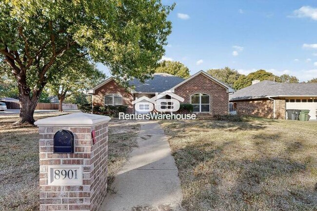 Building Photo - Completely Refreshed NRH Home Move IN Ready.