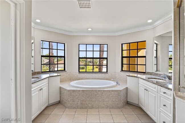 Building Photo - 4506 Pelican Blvd
