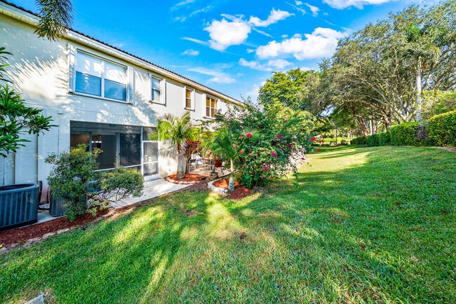 Building Photo - 8024 Briantea Dr