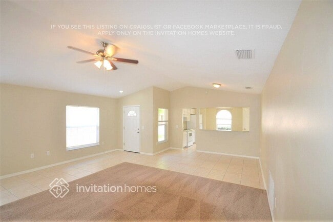 Building Photo - 10825 Peppersong Dr