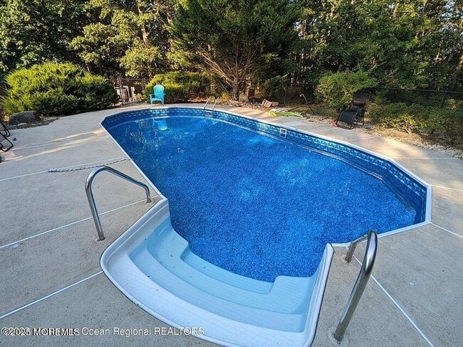 Building Photo - A Private  Estate of Unparalleled Luxury