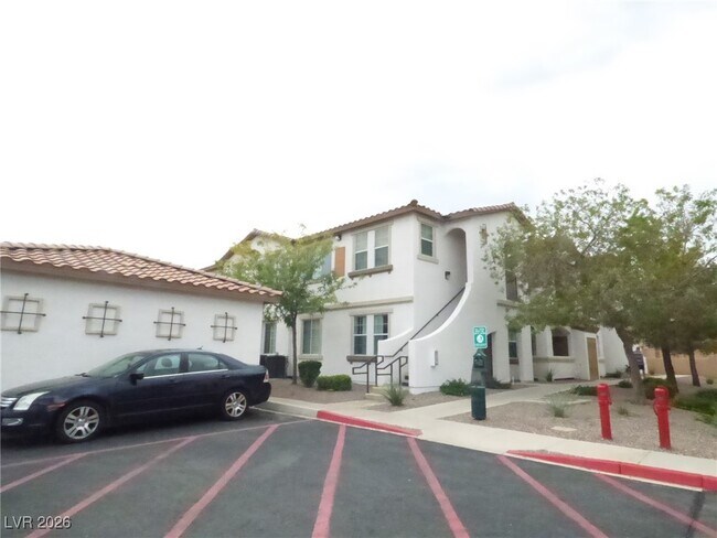 Building Photo - 50 Aura de Blanco St