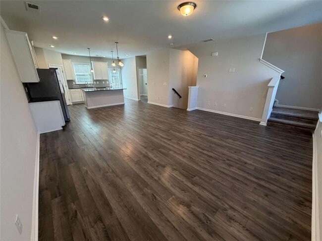 Building Photo - 311 Mahone Dr