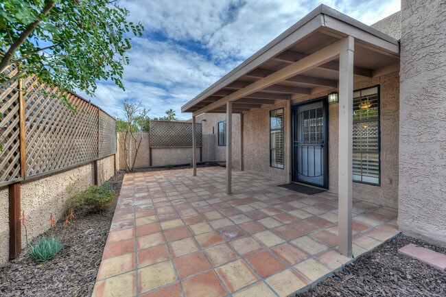 back patio - 8428 E Malcomb Dr
