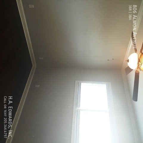 Building Photo - 806 Almon Ave