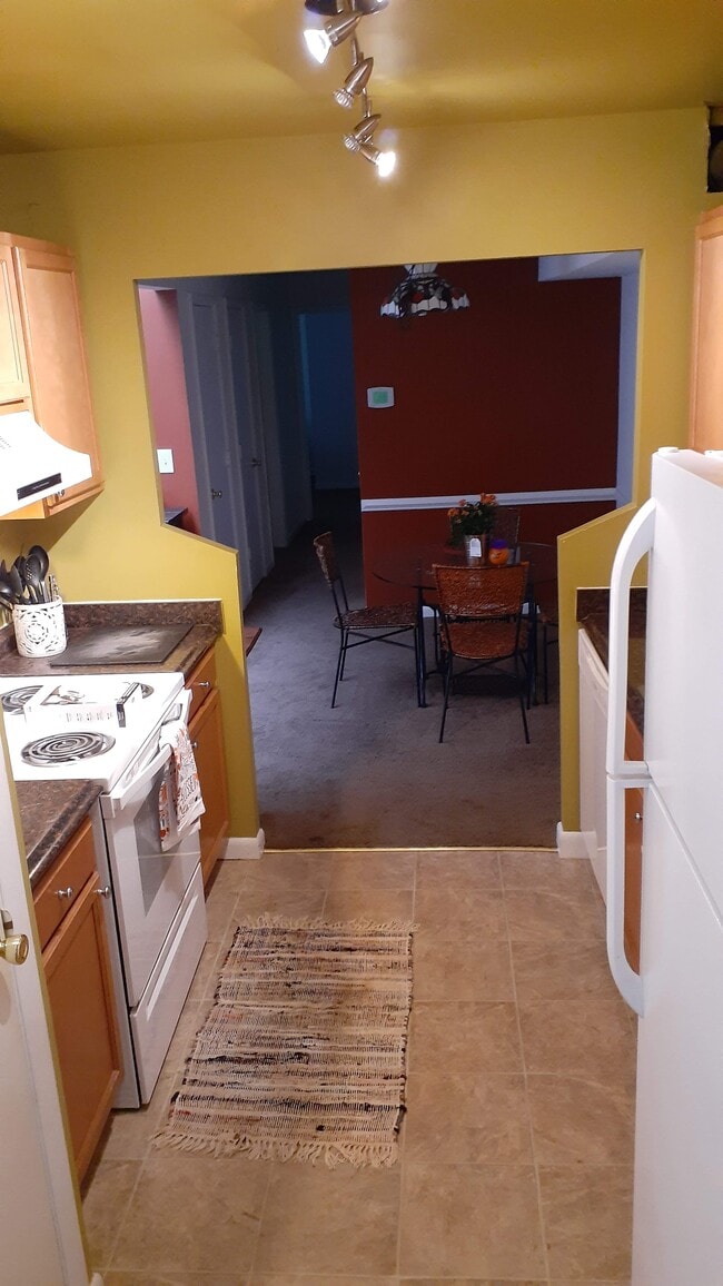 Building Photo - 2115 Turtle Run Dr