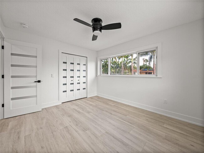Building Photo - 6709 Cardinal Dr S