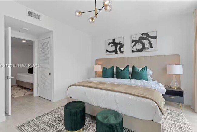 Building Photo - 3900 Biscayne Blvd