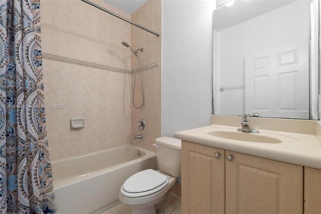 Building Photo - 1406 SE 26th Ct