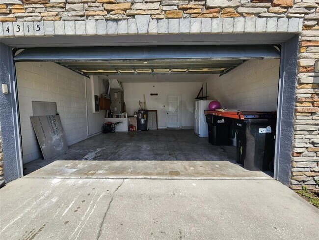 Building Photo - 14315 Huntcliff Park Way
