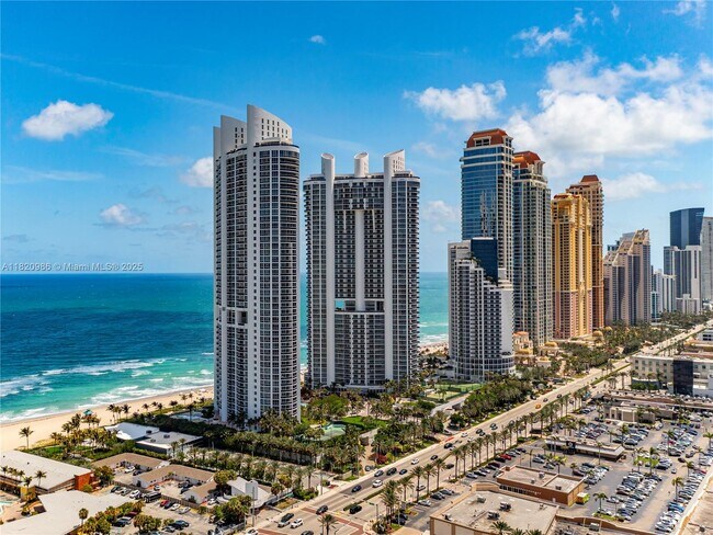 Building Photo - 18201 Collins Ave