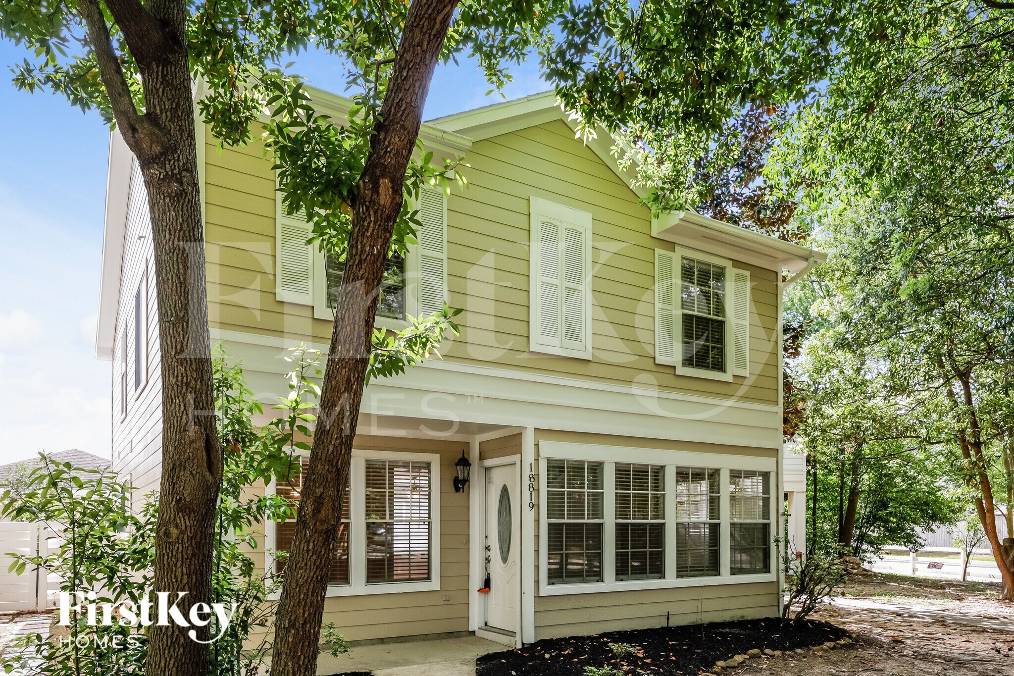 Building Photo - 18819 Atasca Oaks Dr