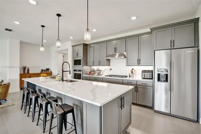 Building Photo - 4536 Silverwood Ln N
