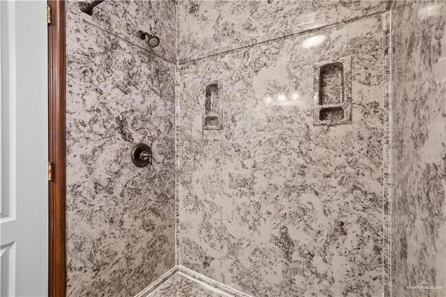 Building Photo - 307 Silverado Dr E