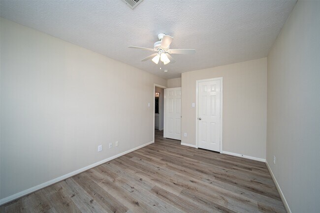 Building Photo - 4710 Shane Creek Ln