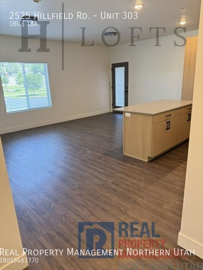 Building Photo - 2525 Hillfield Rd.-Unit 303