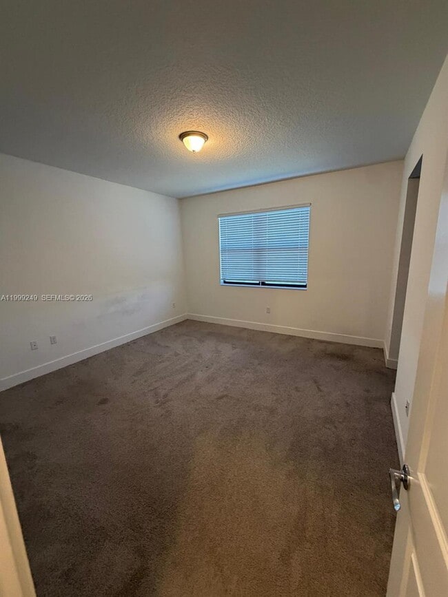 Building Photo - 5669 CERVA LN Ave