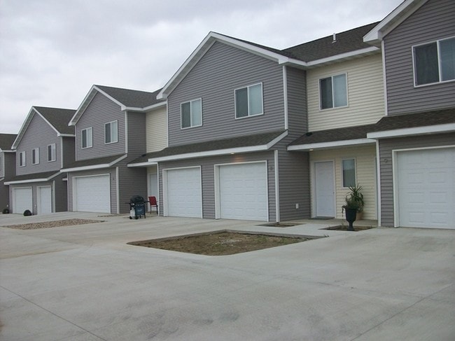 Primary Photo - Bunker Lane Townhomes
